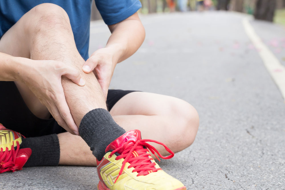 Calf Muscle Tears - Signs, Symptoms & Management